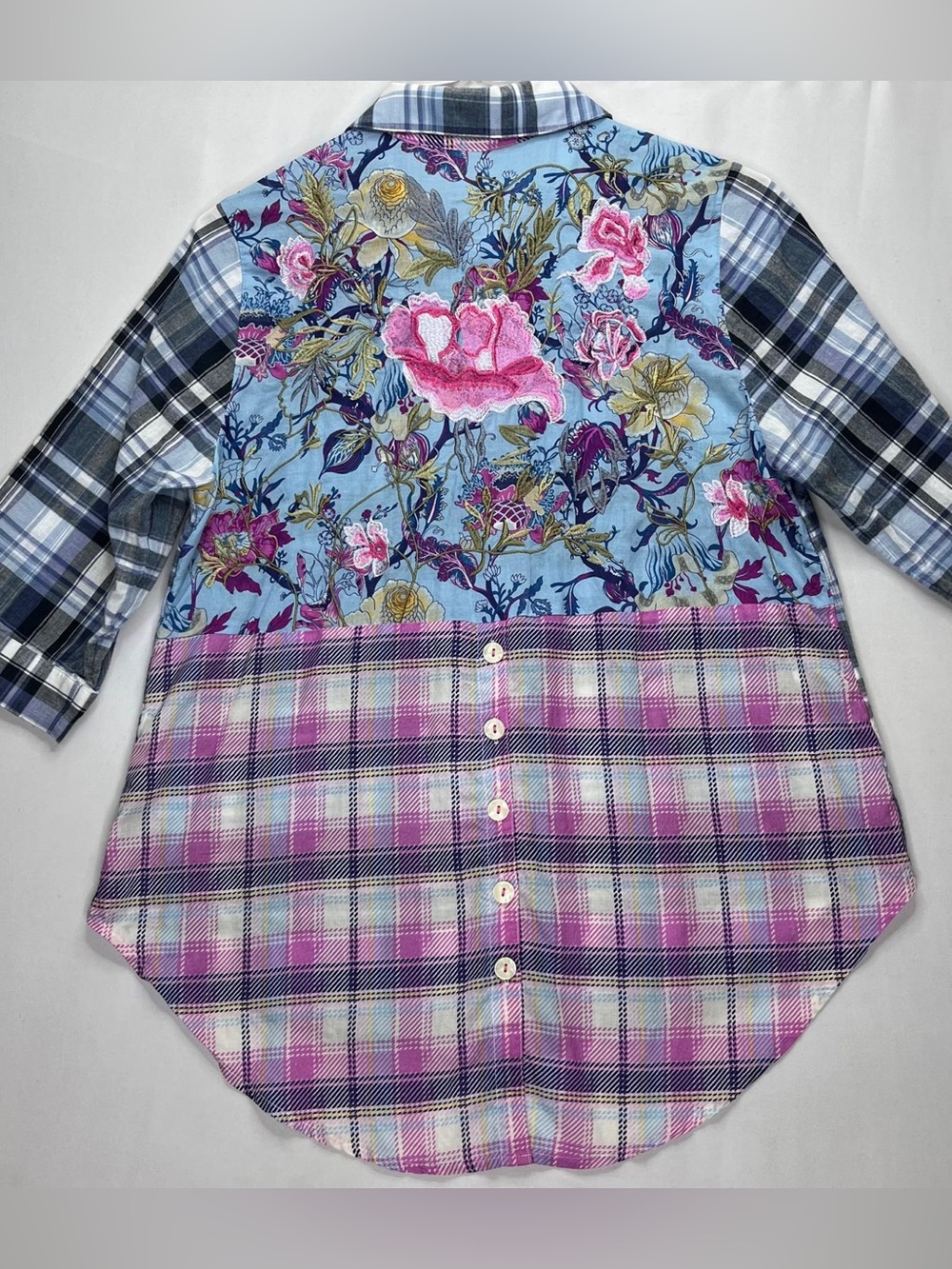 Soft Surroundings Petite Medium Plaid Embroidered Floral Button Up Shirt